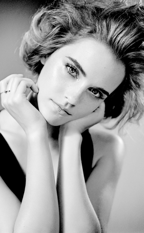 ewatsondaily.tumblr.com Emma-Watson3f2c8333bbcc7f3a88a06ca307484929